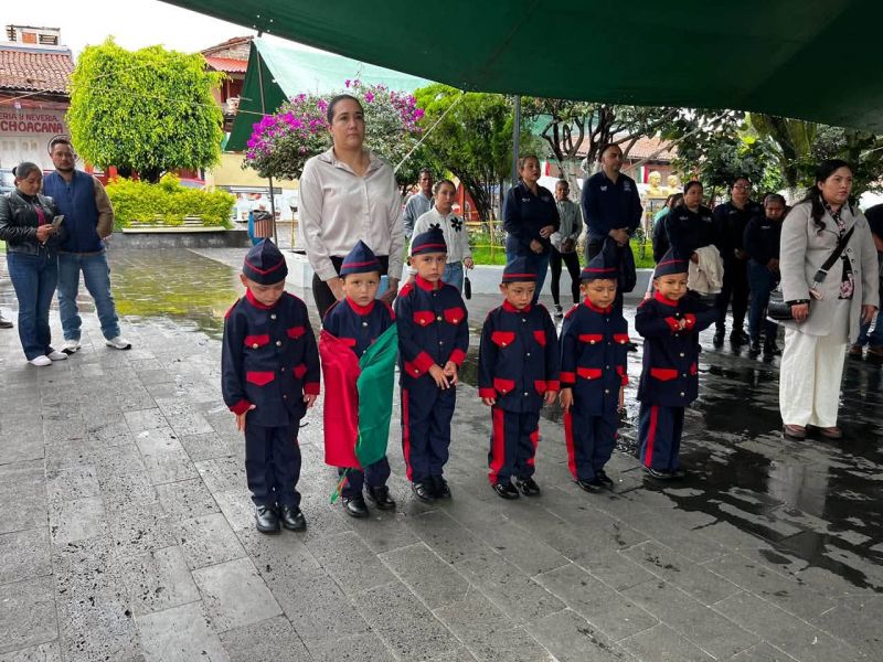 ¡Honramos nuestra historia y a quienes defendieron a México!